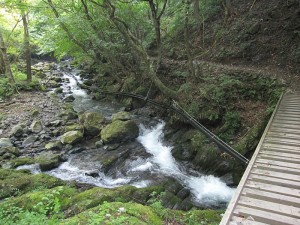 最初の橋